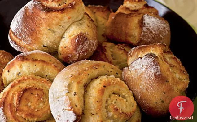 No-Impastare durante la notte Parmigiano e timo Rotoli