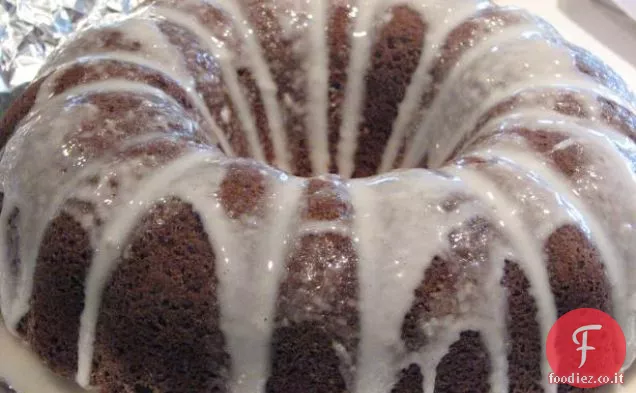Muffin di pan di zenzero vegan con fondo di mela
