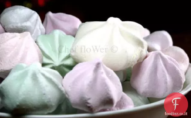 Meringhe di base con variazioni o un grande Pavlova