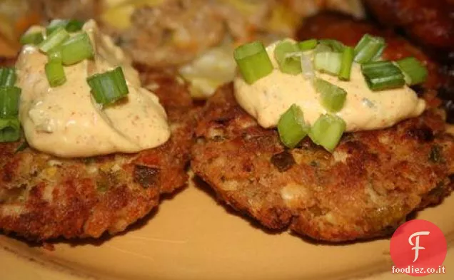 Torte di pollo con salsa Remoulade (facile e veloce!)