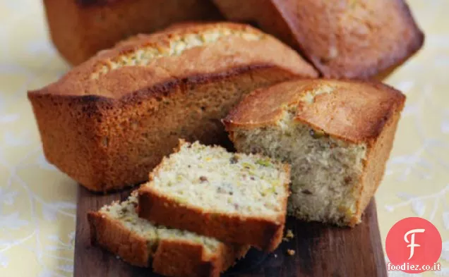Torta all'Olio d'Oliva al Pistacchio