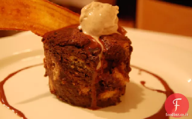 Croissant e budino di pane al cioccolato