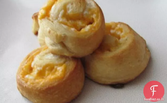 Tre-formaggio Mezzaluna giri