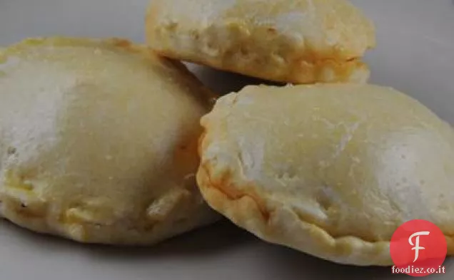 Pukacapas-Empanadas di formaggio piccante (Bolivia)