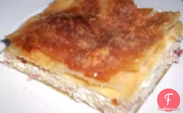 Tiropita (torta di formaggio salato greco)