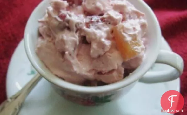 Insalata di frutta rosa rapida e facile