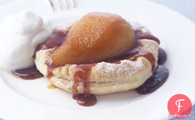 Crostate di Pere caramellate con Crema di Cardamomo