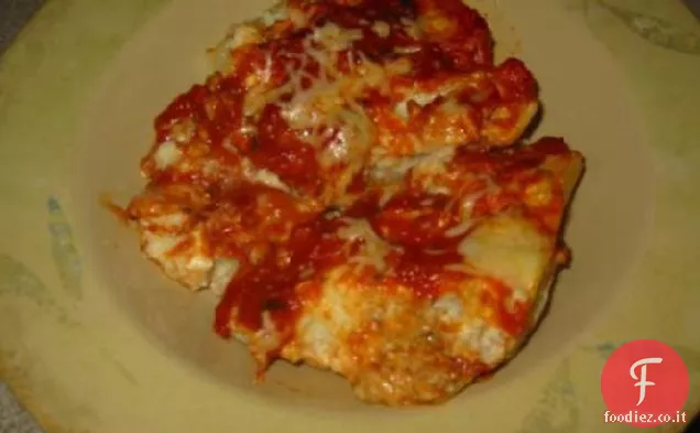 Gusci di pasta jumbo a basso contenuto di grassi con tacchino macinato