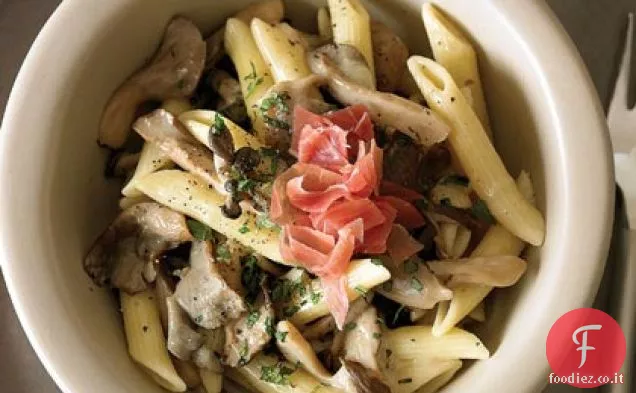 Penne con Funghi Ostrica, Prosciutto e Menta