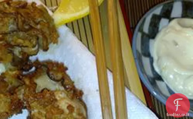 Ostriche fritte giapponesi della Marvel (Kaki Fuh-rai) con salsa tartara di limone