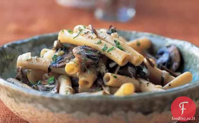 Ziti con Salsa di Funghi Porcini Toscani