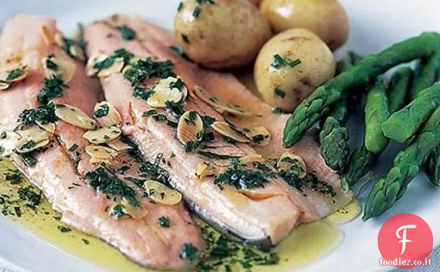 Trota con Burro Marrone e Mandorle