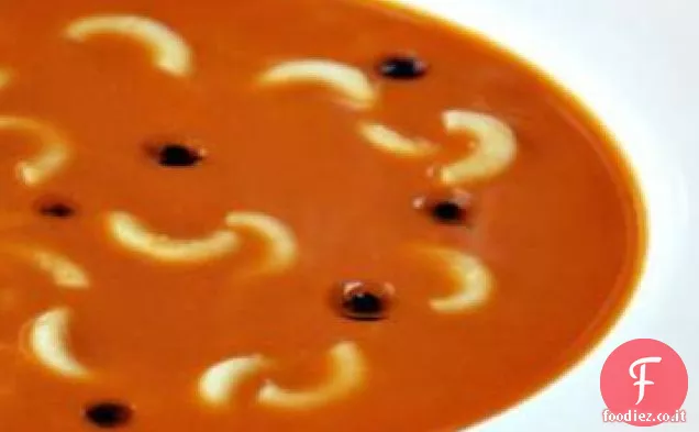 Zuppa di pomodoro e pasta arrosto