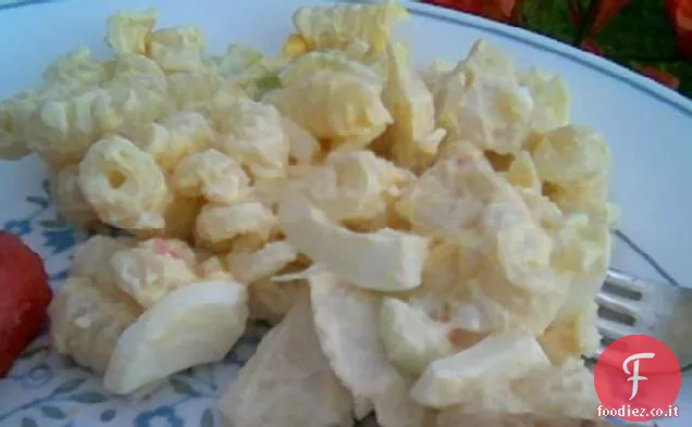Creativamente deliziosa insalata di pasta di pesce