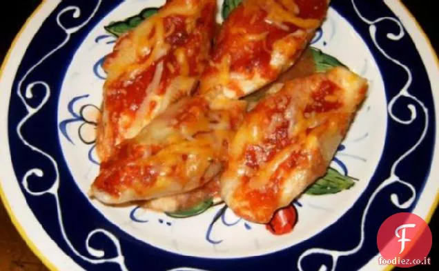 Tre Gusci di Formaggio Ripieni Italiano