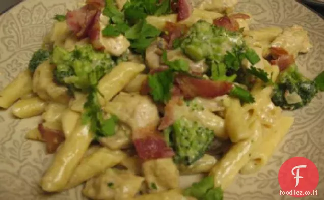 Penne di pollo in salsa di crema di peperoncino affumicato