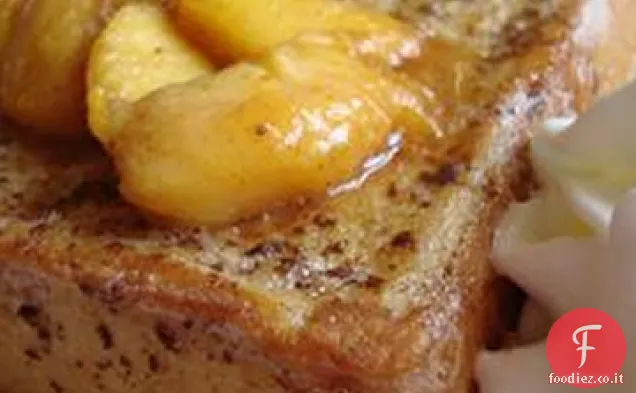 Mascarpone Farcito French Toast con pesche