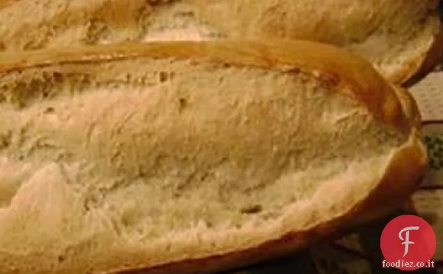 Pane italiano con una macchina per il pane