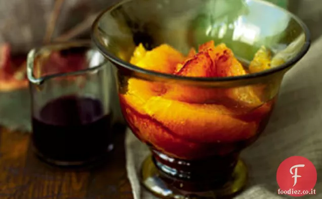 Arance fresche con sciroppo di Vino rosso speziato