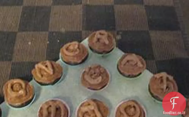 Zucchero di canna leggero e cremoso e glassa al cioccolato