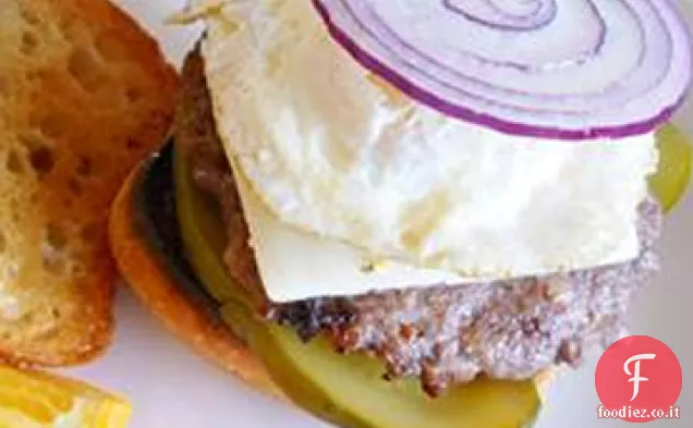 Hamburger di salsiccia facile colazione