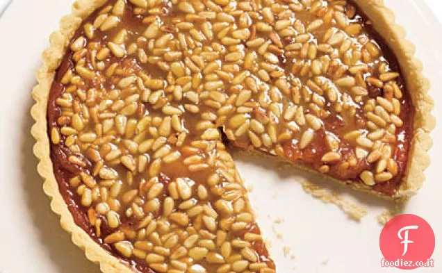 Crostata di mele cotogne con glassa al caramello di pinoli