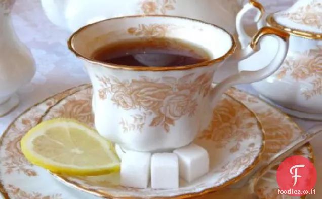Fare una tazza perfetta o una pentola di tè