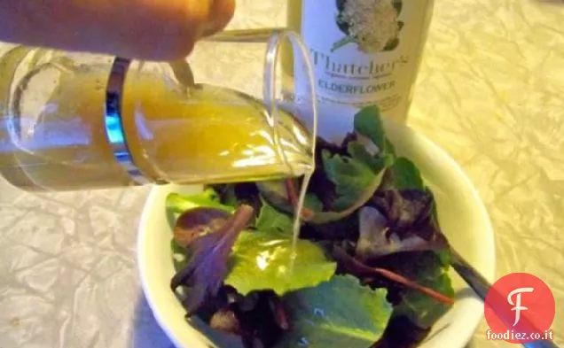 Vinaigrette di fiori di sambuco