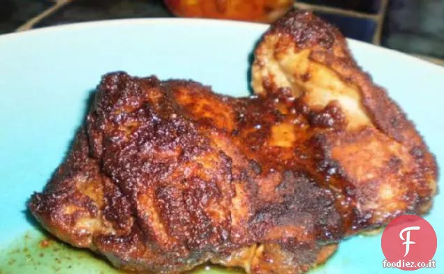 Le cosce di pollo fumose e speziate di Kona K sono troppo facili
