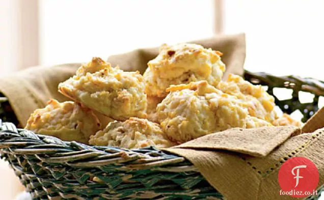Cheddar-Biscotti con gocce di bacon