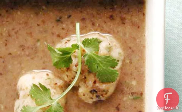 Chochoyones in zuppa di fagioli neri