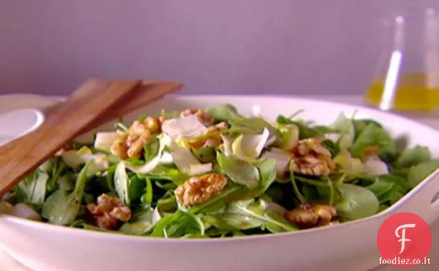 Insalata di indivia di rucola con vinaigrette di vino bianco