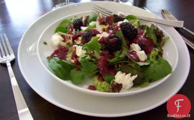 Verdure miste per bambini con vinaigrette di more