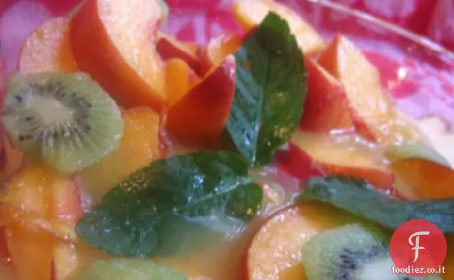 Insalata di pesche