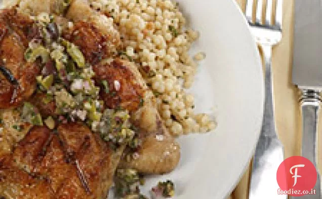 Galline di selvaggina della Cornovaglia Spatchcocked con gusto di limone e oliva