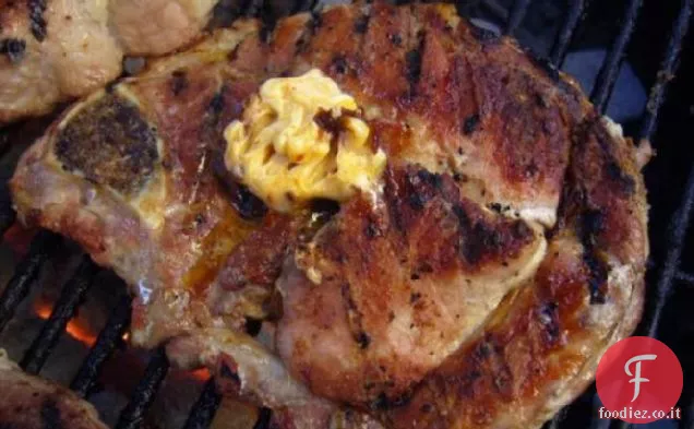 Bistecche alla griglia (o braciole) con burro Chipotle