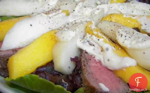 Insalata di manzo, mango e pera