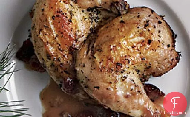 Galline arrostite della Cornovaglia con salsa di mirtilli rossi