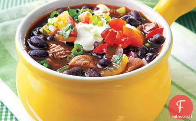 Zuppa di fagioli neri con carne di maiale tritata