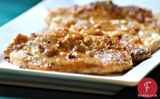 Braciole di maiale fritte con sugo di latte marrone