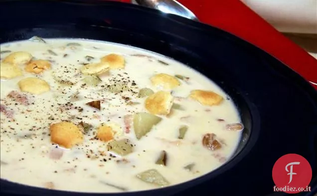 Facile Zuppa di vongole del New England