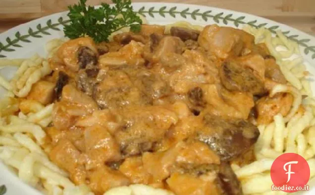 Goulash di pollo (stufato di pollo)