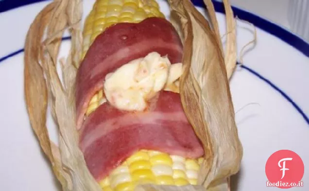 Mais alla brace sulla pannocchia W / Pancetta e peperoncino burro