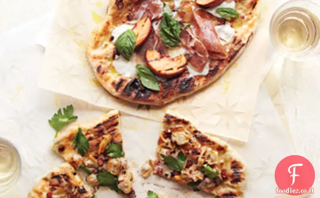 Pizze alla griglia con vongole e pancetta