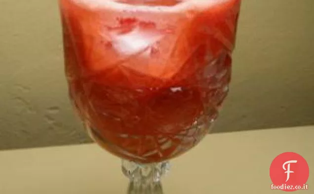 Martini al lime e fiori di sambuco