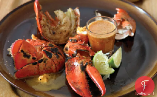 Aragosta del Dr. BBQ con burro di peperoncino e lime
