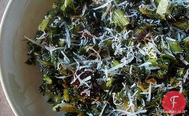 Cavolo nero con Aglio e mirtilli rossi
