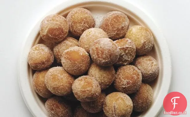 Zucchero e spezie ciambella Fori