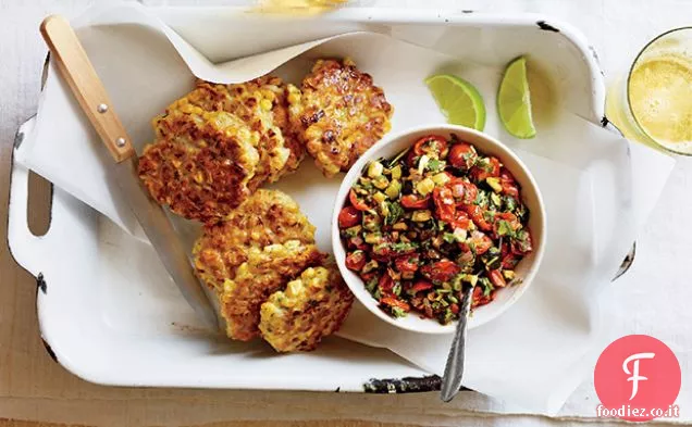 Frittelle di mais con salsa piccante di zucchine