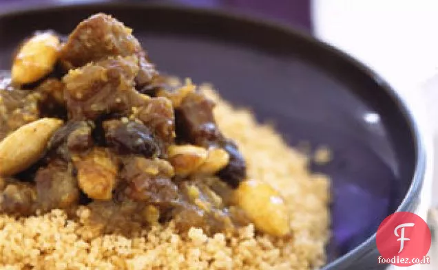 Tagine di agnello marocchino con uvetta, mandorle e miele